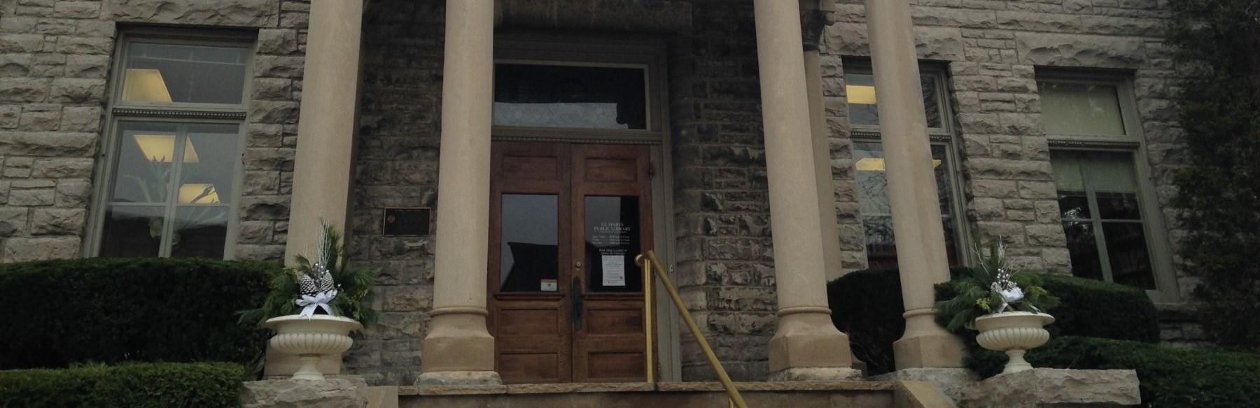 Entrance to St. Marys Library